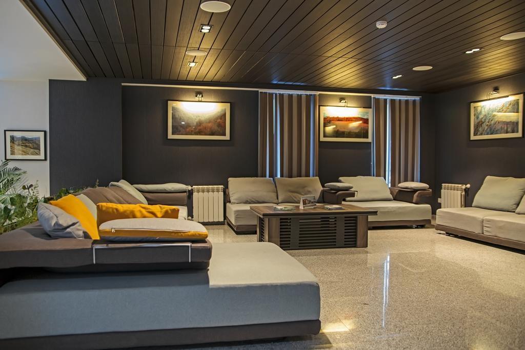 Orbi Bakuriani Apartment ภายนอก รูปภาพ